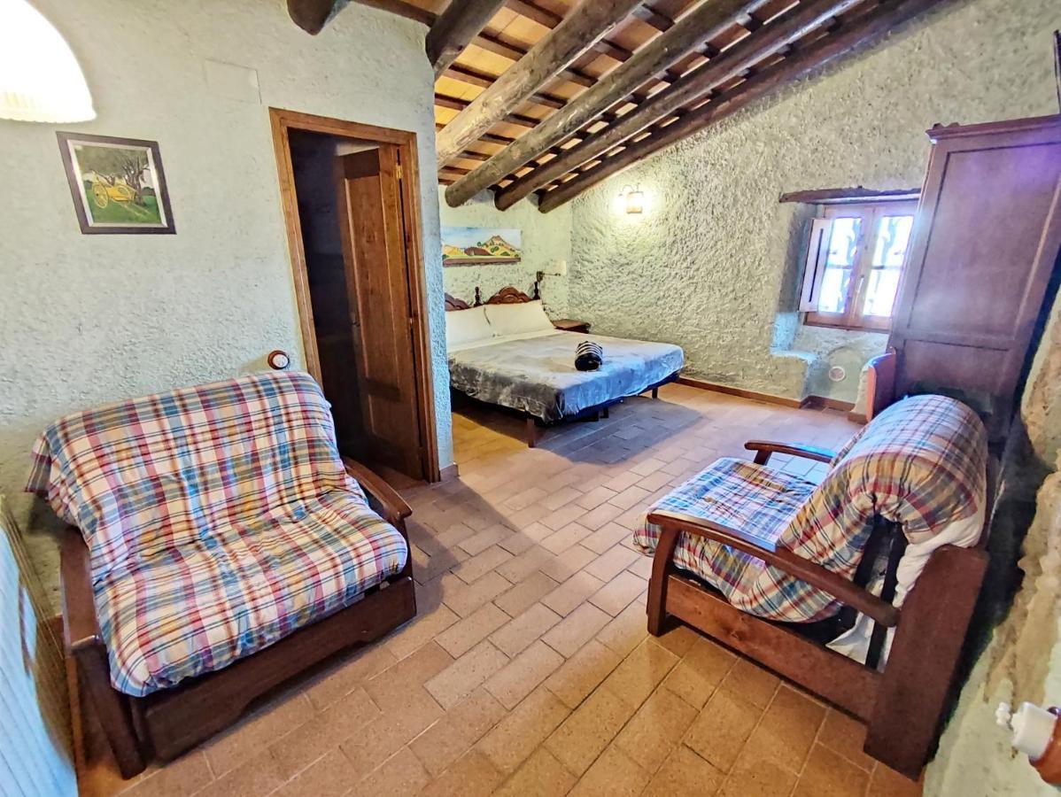 Masia Can Felip B&B Llinars del Valles Eksteriør bilde
