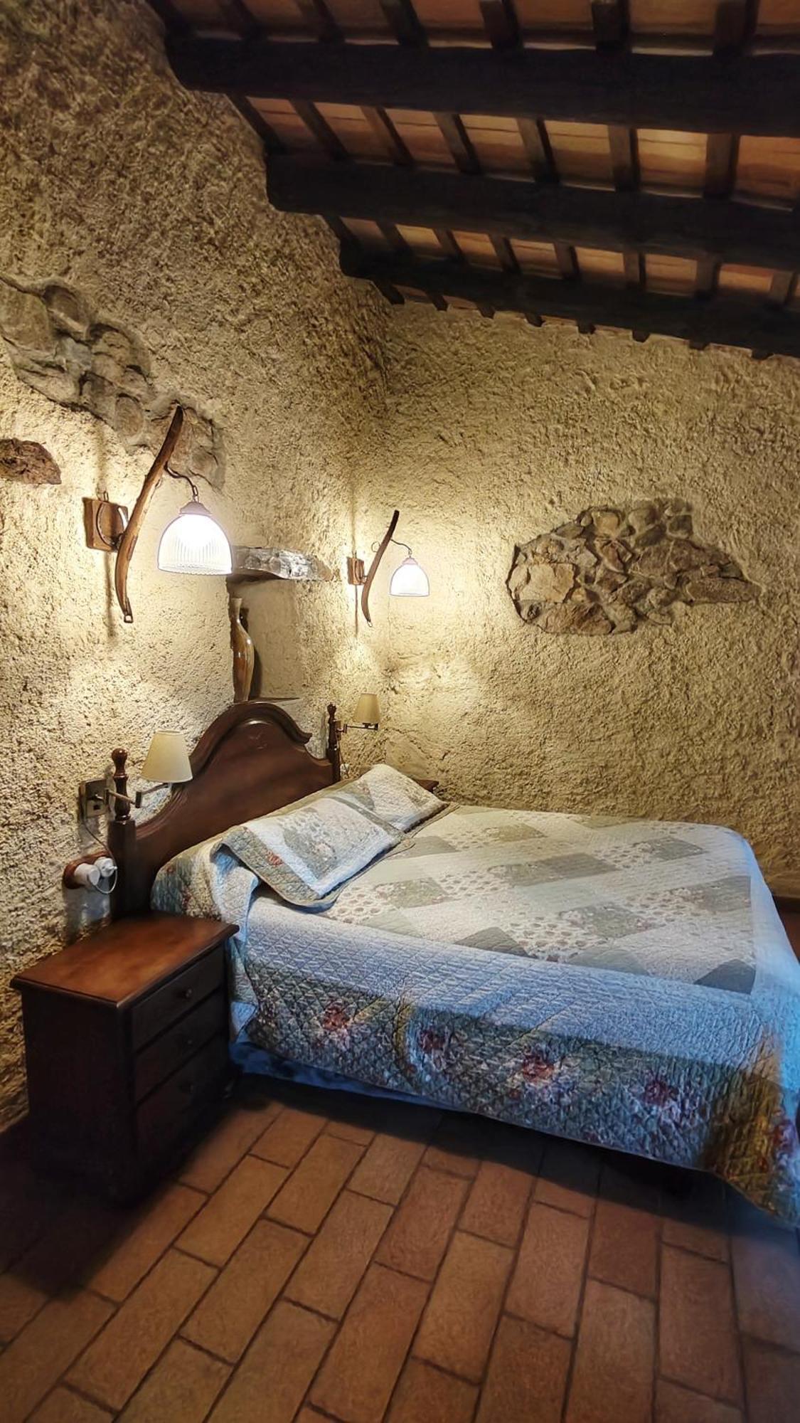 Masia Can Felip B&B Llinars del Valles Eksteriør bilde