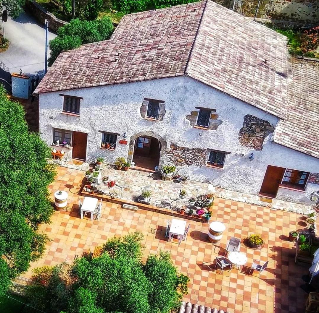 Masia Can Felip B&B Llinars del Valles Eksteriør bilde